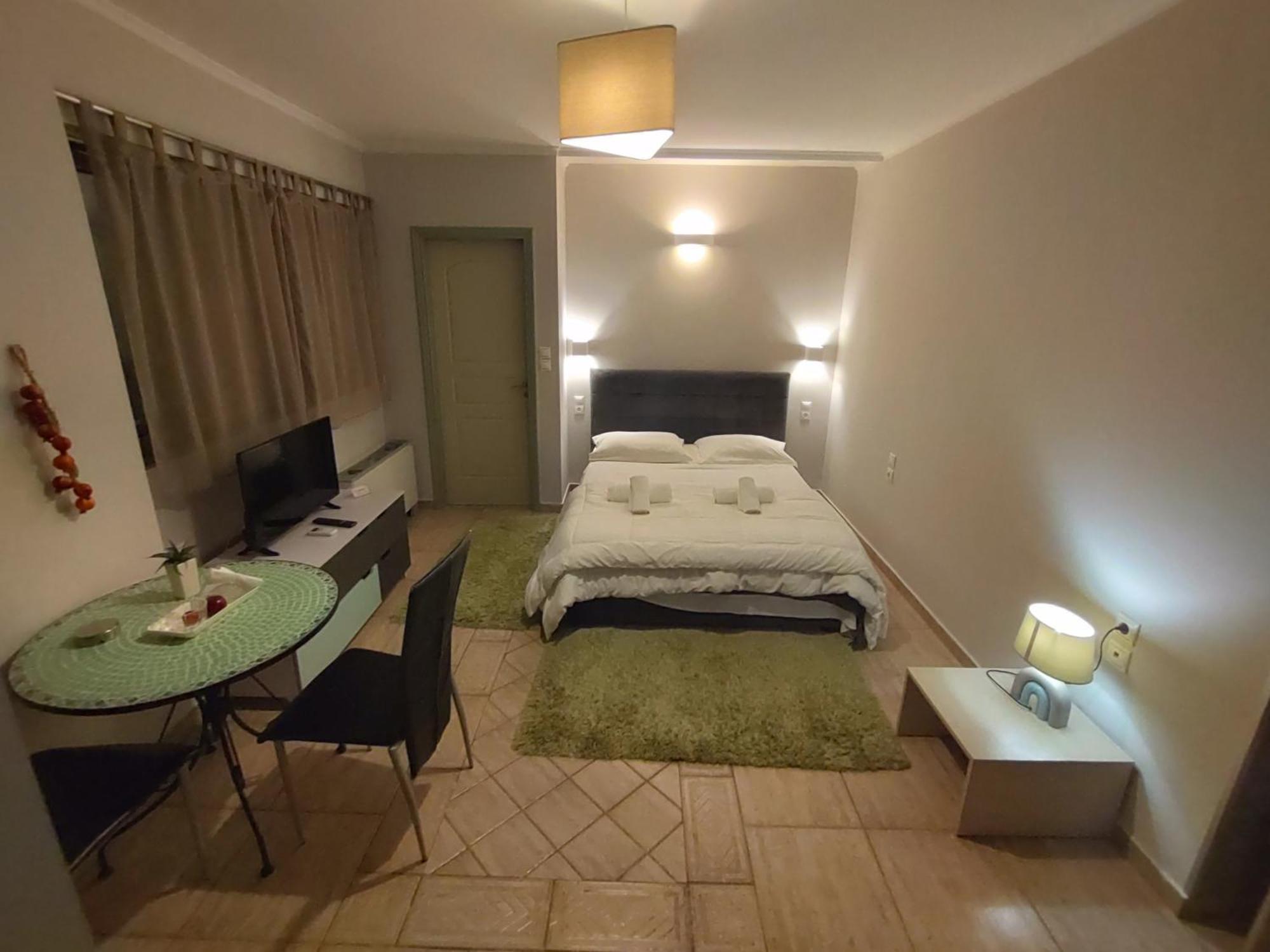 פאטרה Central Studio - Fully Equiped. Ideal For Couples מראה חיצוני תמונה