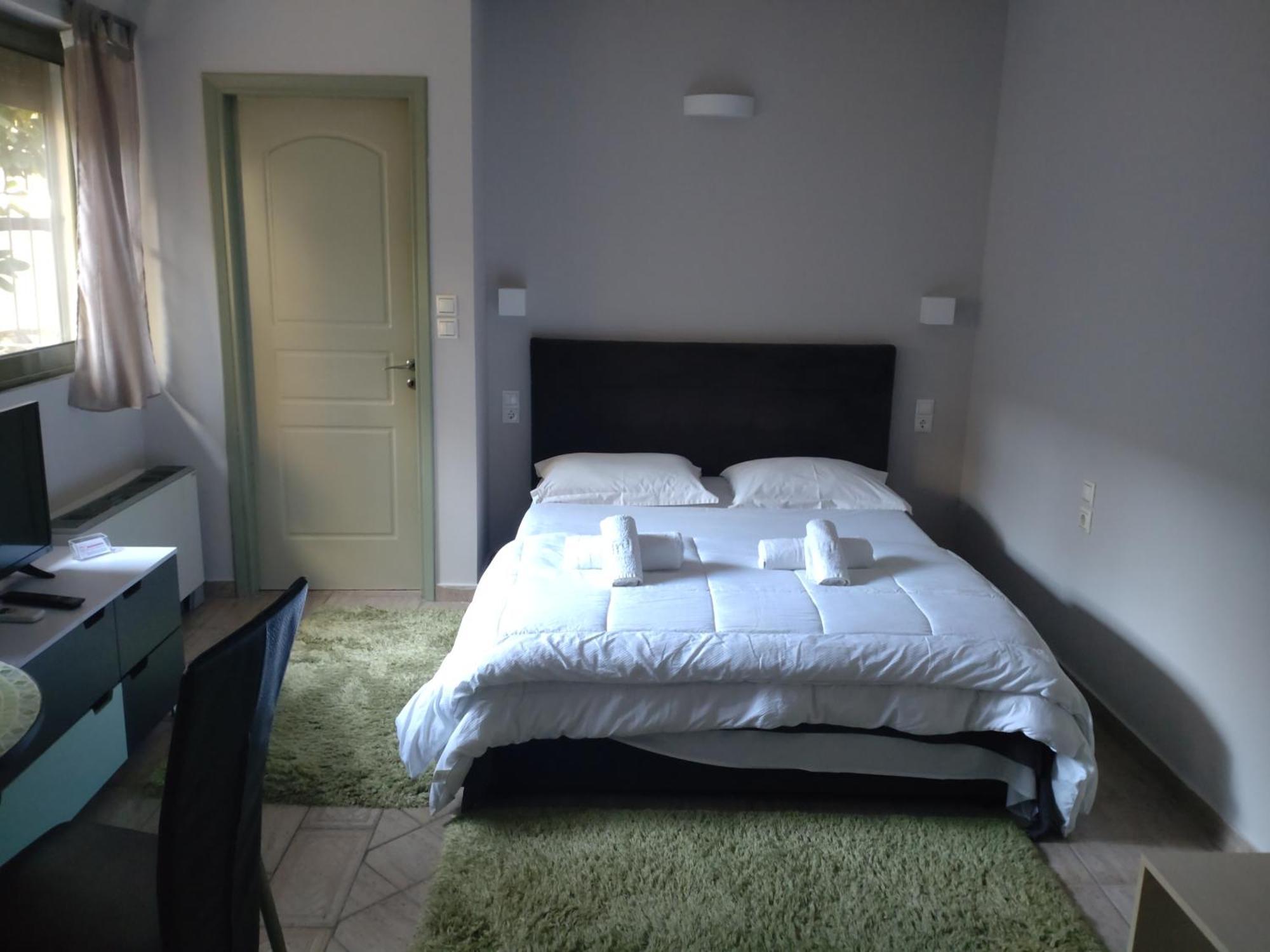 פאטרה Central Studio - Fully Equiped. Ideal For Couples מראה חיצוני תמונה