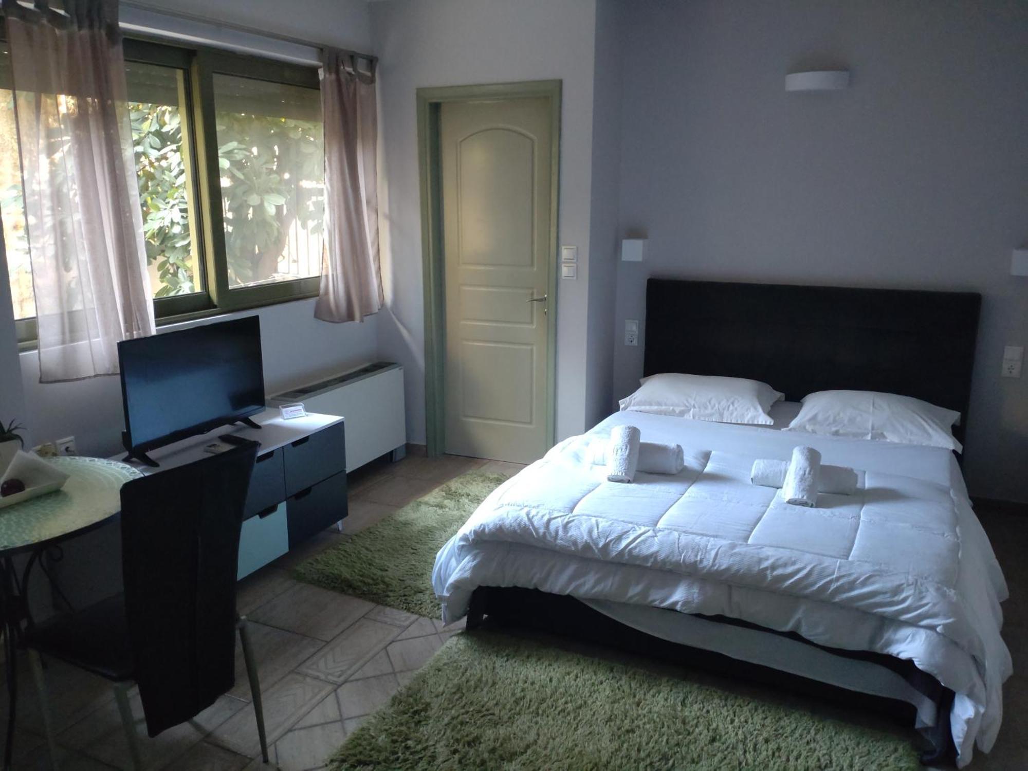 פאטרה Central Studio - Fully Equiped. Ideal For Couples מראה חיצוני תמונה
